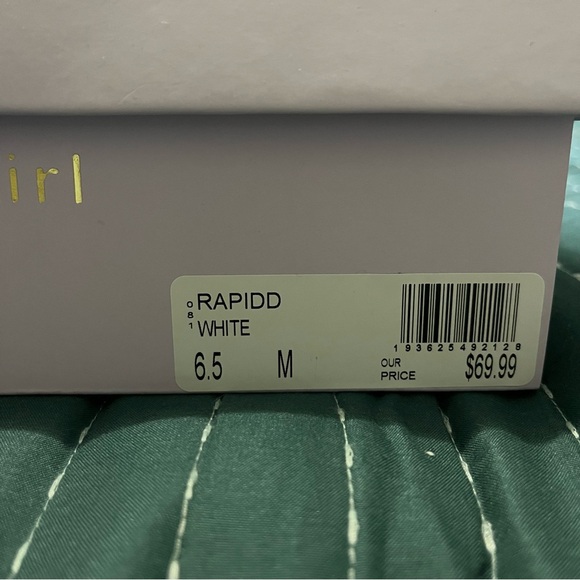 Madden Girl White Ankle Boots - Picture 4 of 4